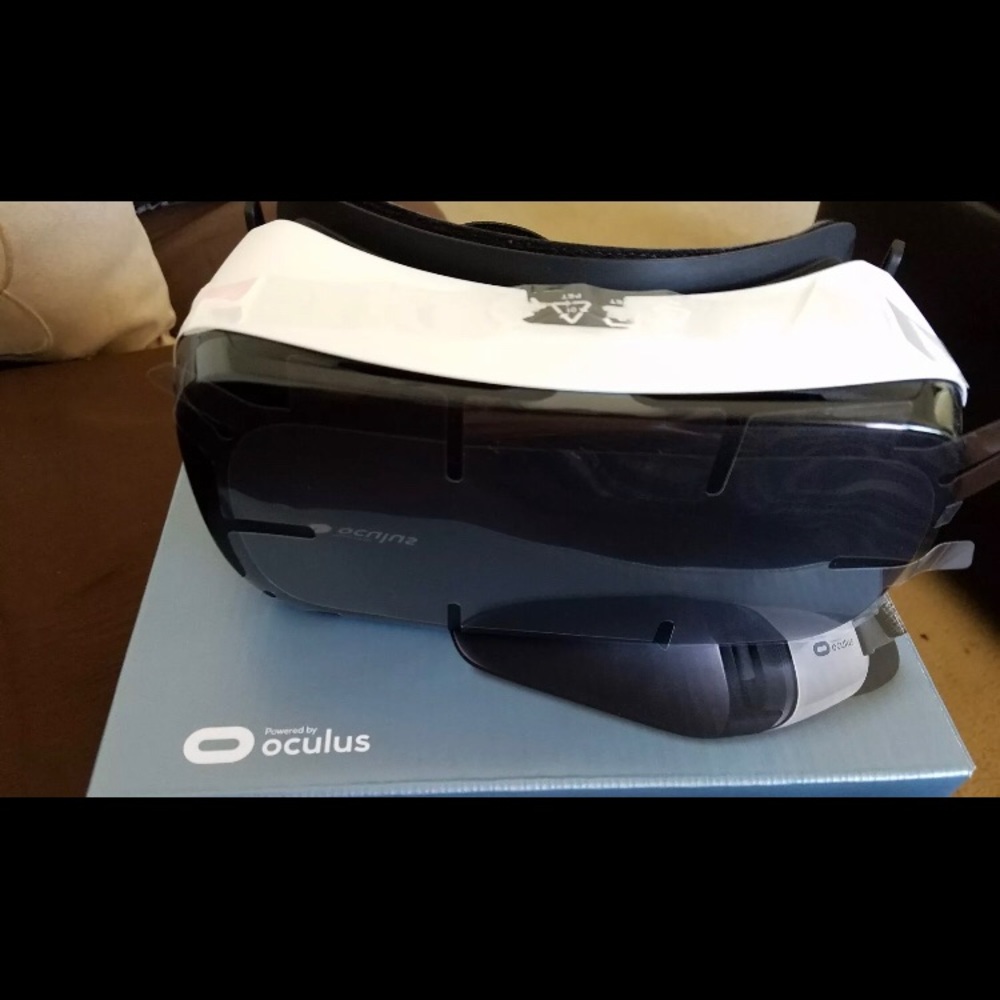 Samsung Gear Virtual Reality Headset